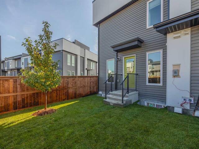 424 Seton Circle SE Calgary