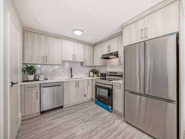 6, 4503 75 Street NW Calgary