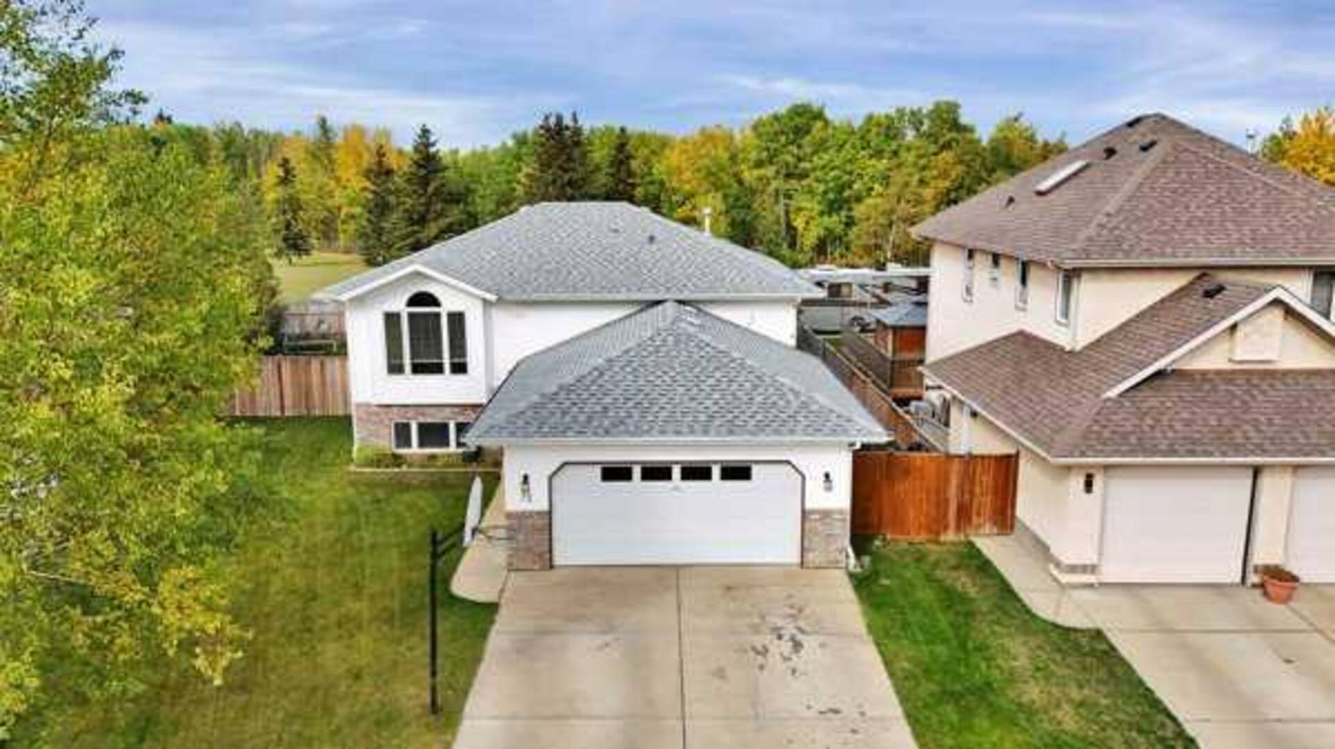 72 Perry Drive Sylvan Lake