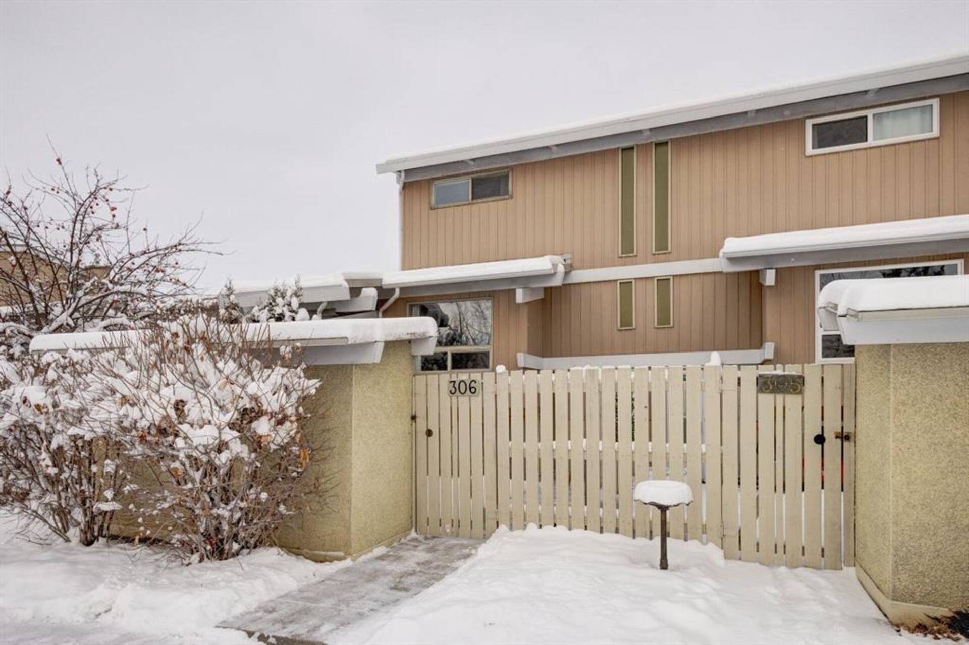 306, 11010 Bonaventure Drive SE Calgary