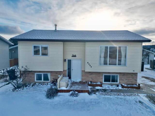 8209 102 Avenue Peace River