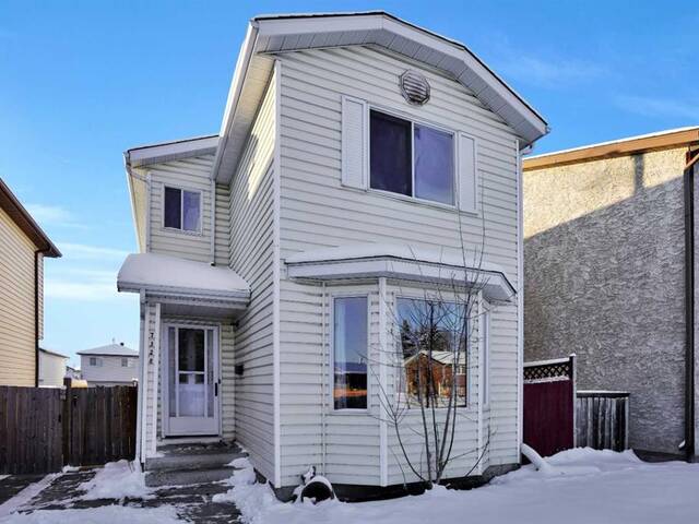 7328 59 Avenue Red Deer