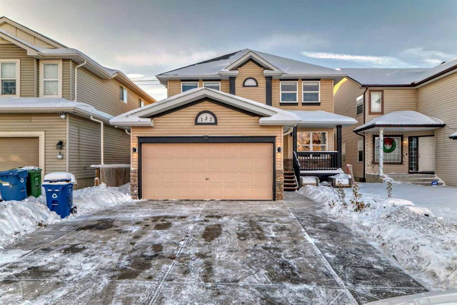 137 Coville Close NE Calgary