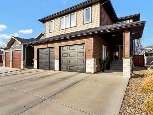 52 Hamptons Crescent SE Medicine Hat