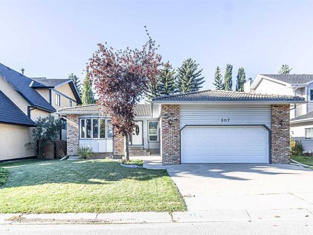 307 Hawkview Manor Circle NW Calgary