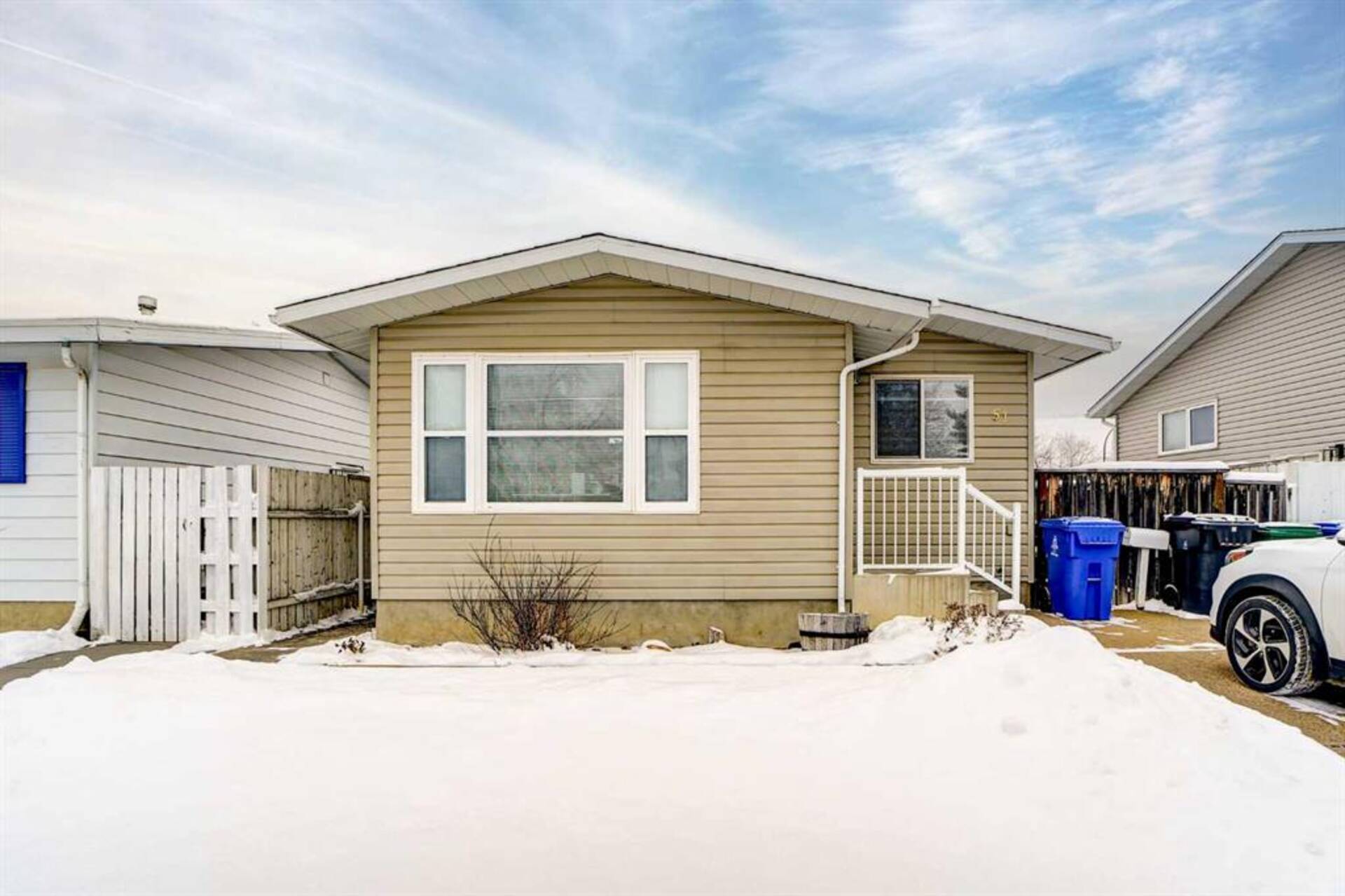 51 Trent Road W Lethbridge