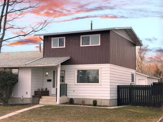 386 McMaster Boulevard W Lethbridge