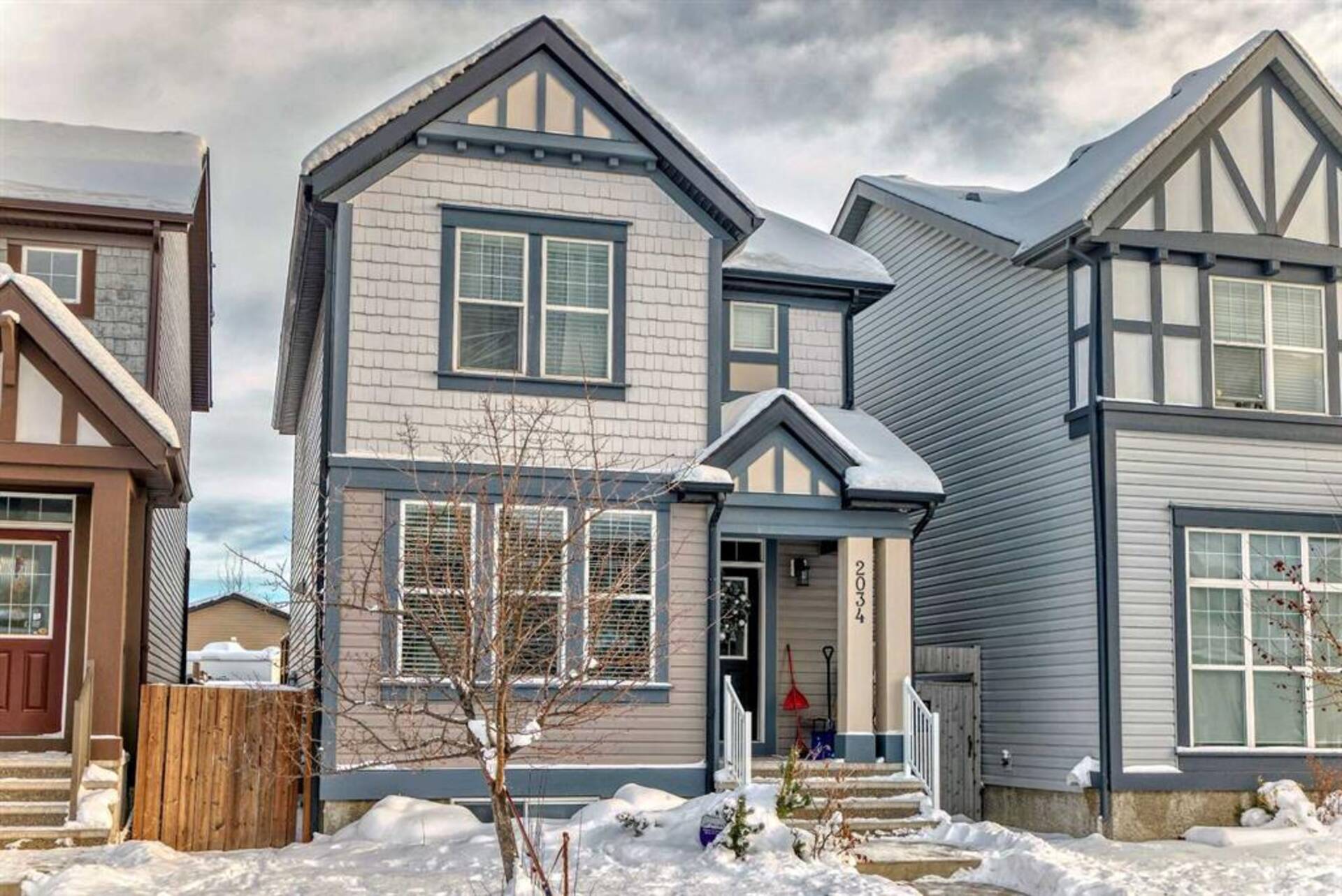 2034 New Brighton Park SE Calgary