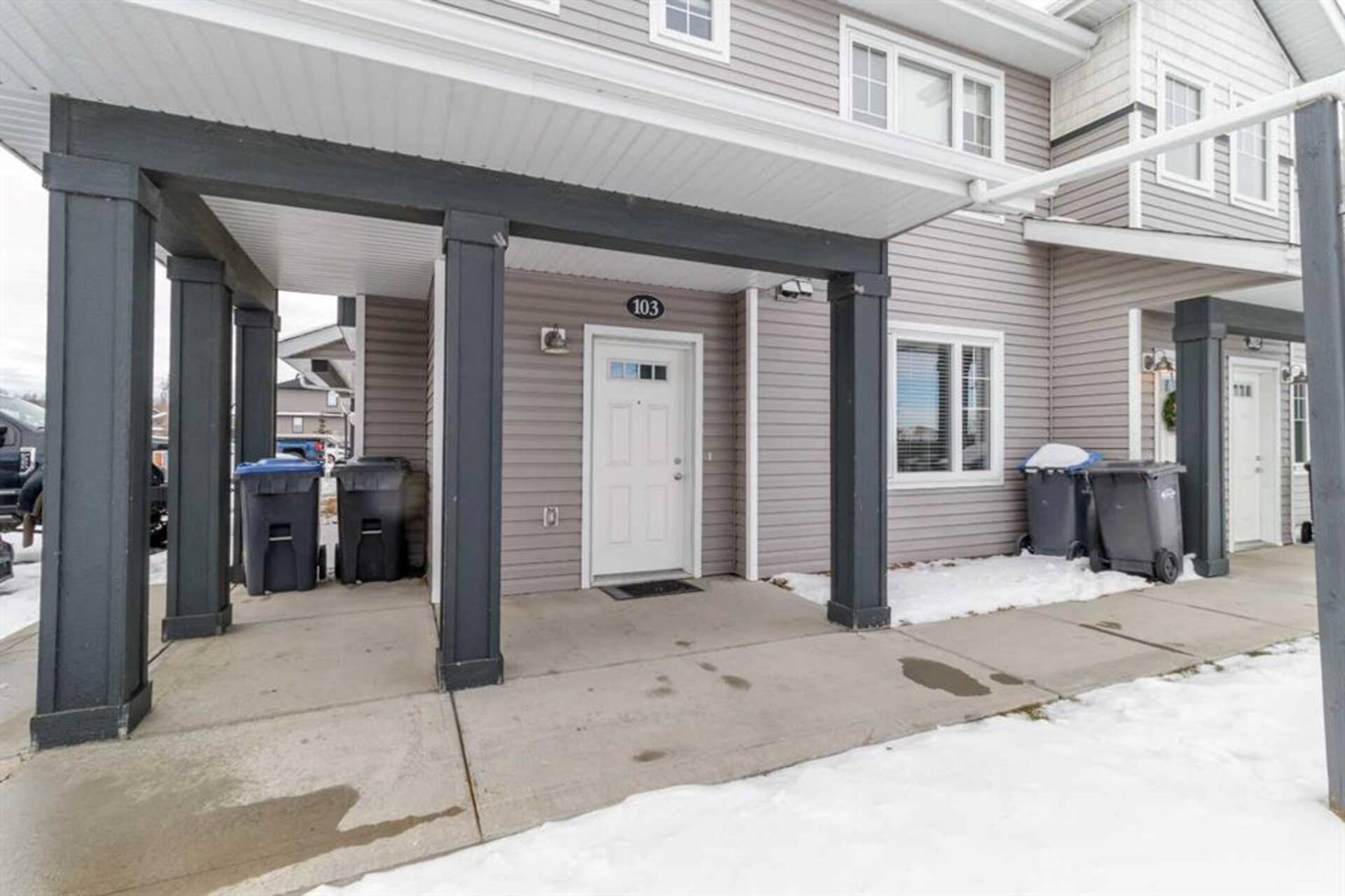 #103, 44 Reid Court Sylvan Lake