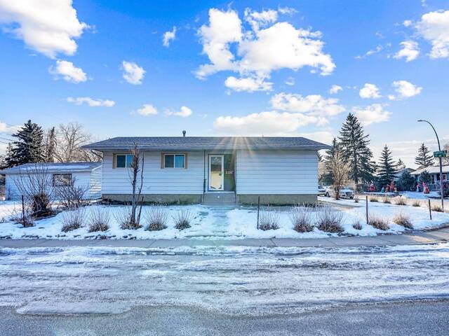 1304 Pennsburg Road SE Calgary