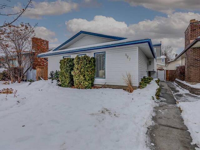 127 Bracewood Road SW Calgary