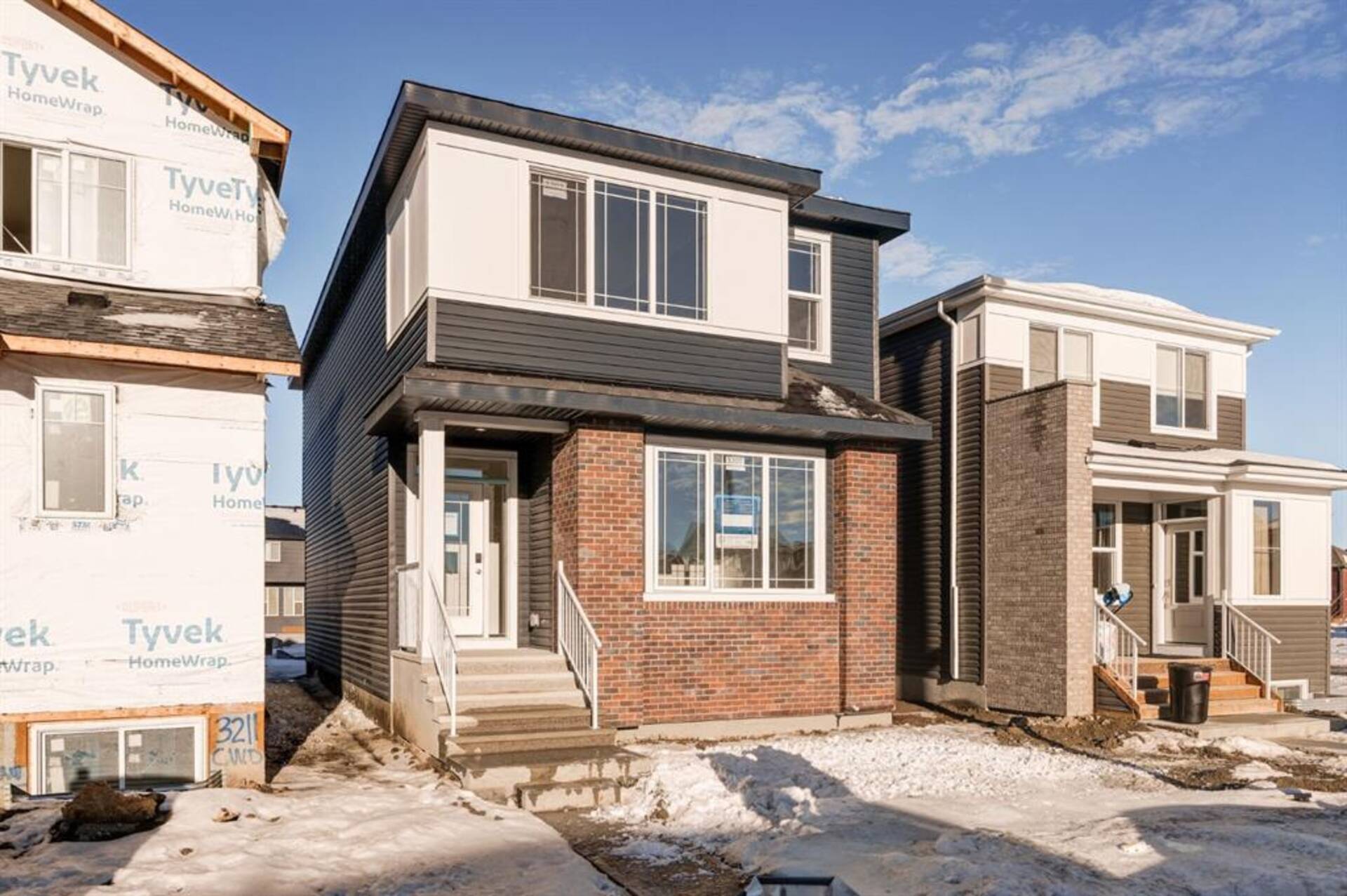 3207 Chinook Winds Drive SW Airdrie