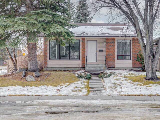 203 Cedarwood Road SW Calgary