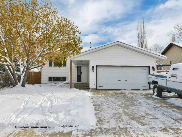 9 Rowntree Crescent Red Deer