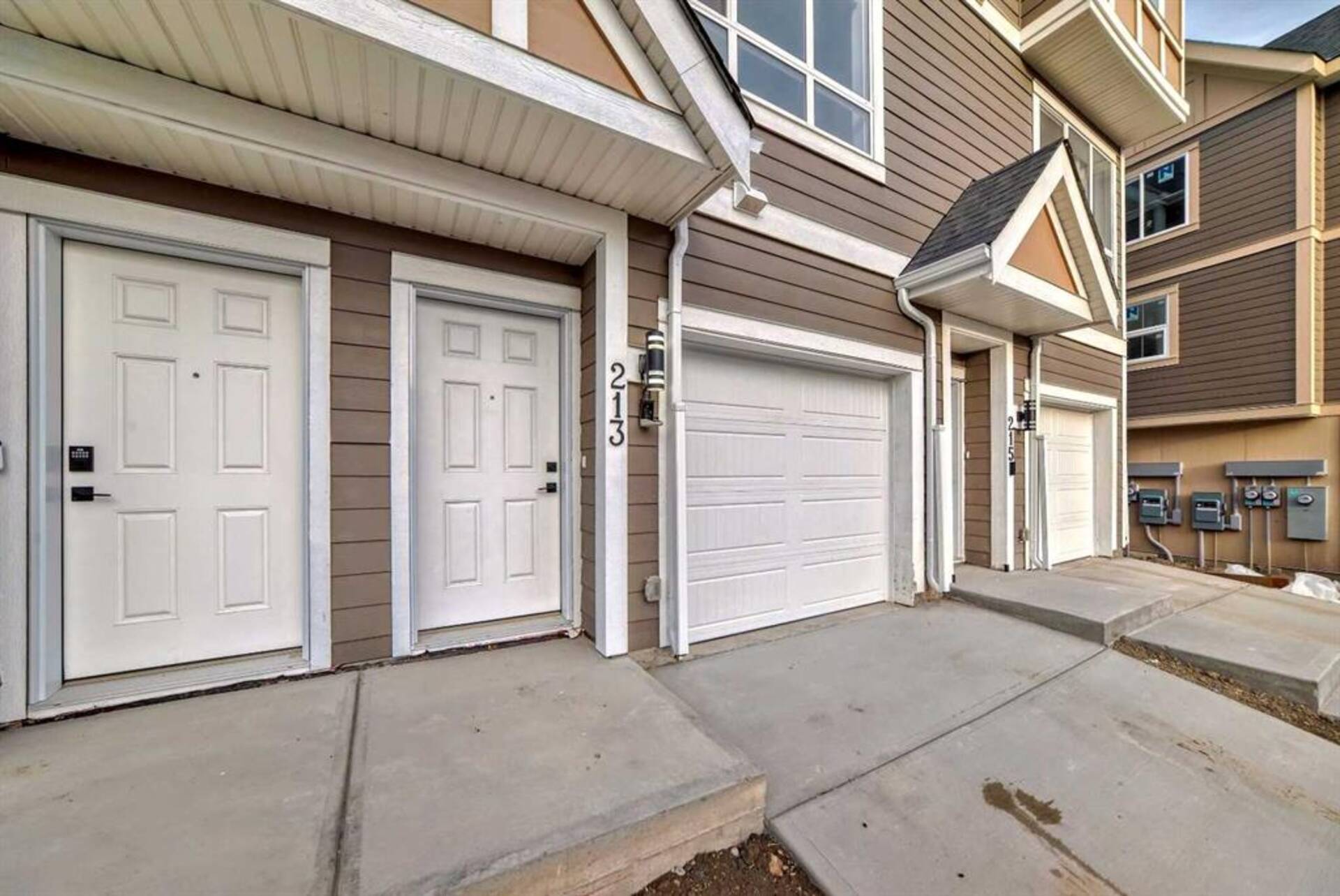 213 Sherwood Lane NW Calgary