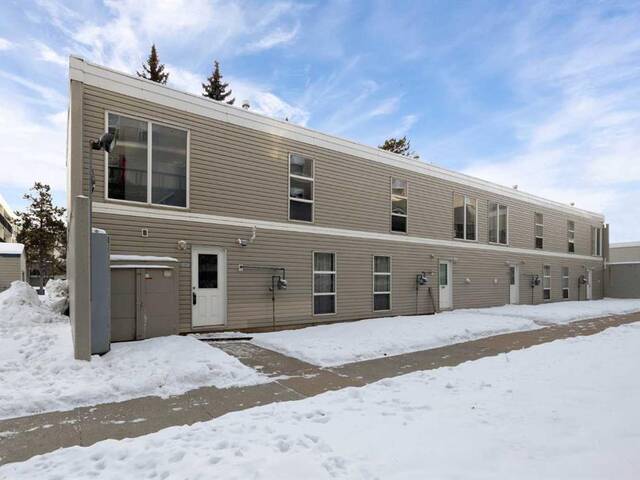 1527, 21 Macdonald Drive Fort McMurray