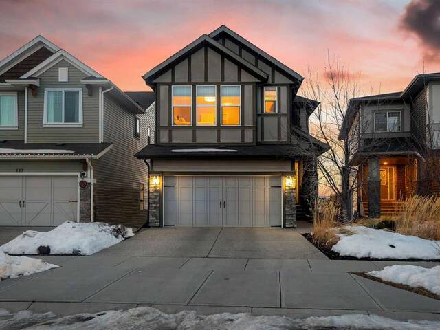 121 Hillcrest Drive SW Airdrie