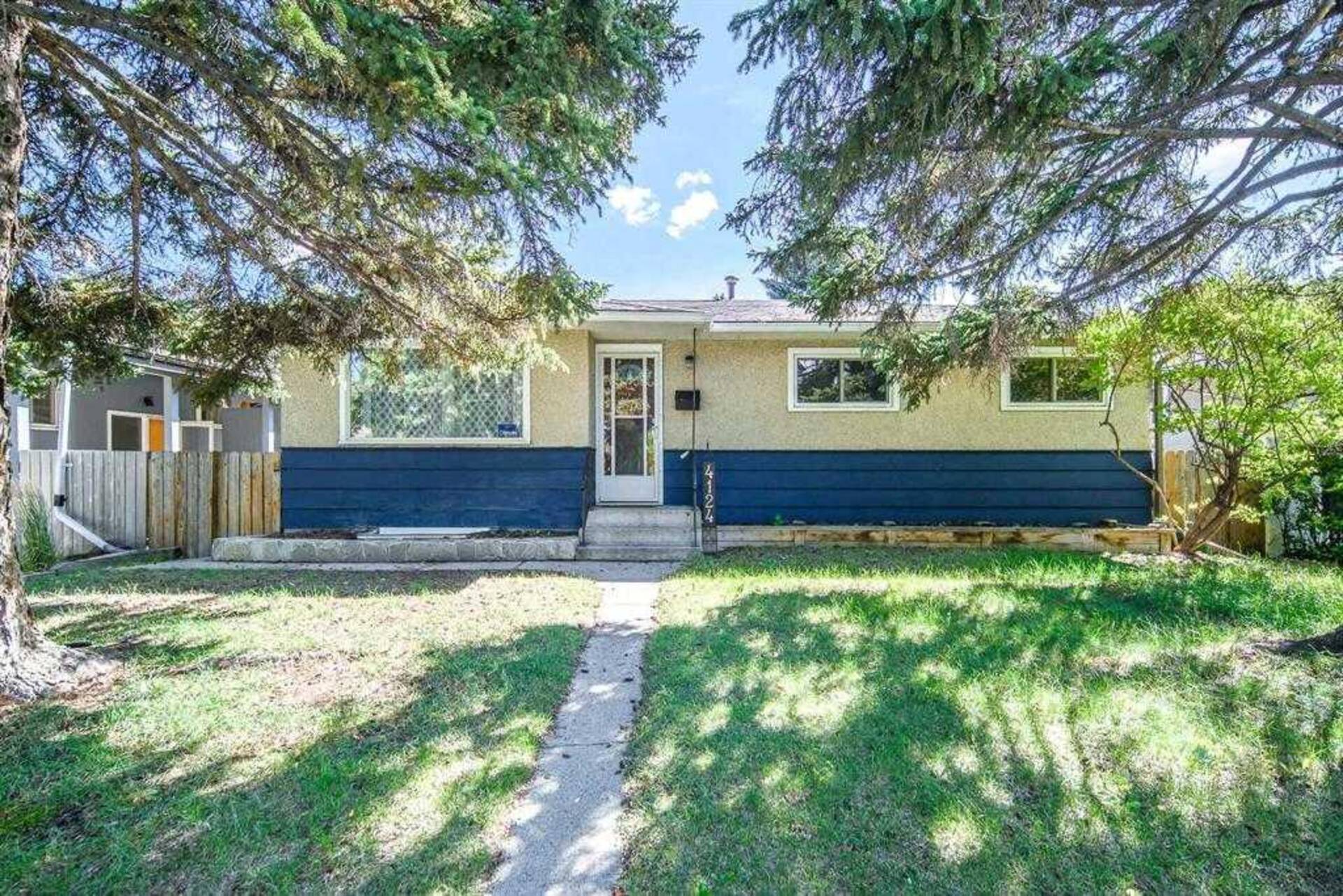 4124 Brisebois Drive Calgary