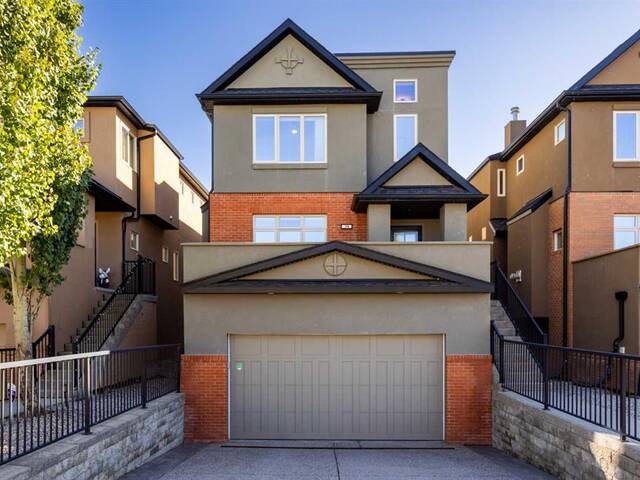 31 Aspen Meadows Green SW Calgary