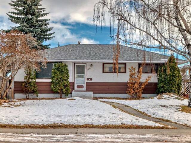 2622 42 Street SE Calgary