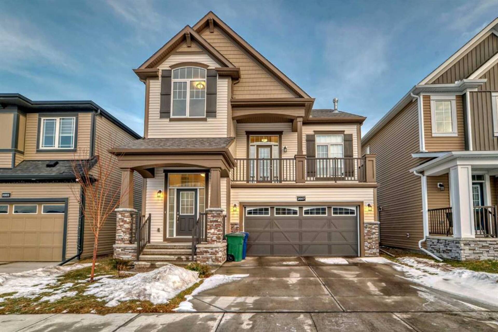 2007 Windbury Crescent SW Airdrie