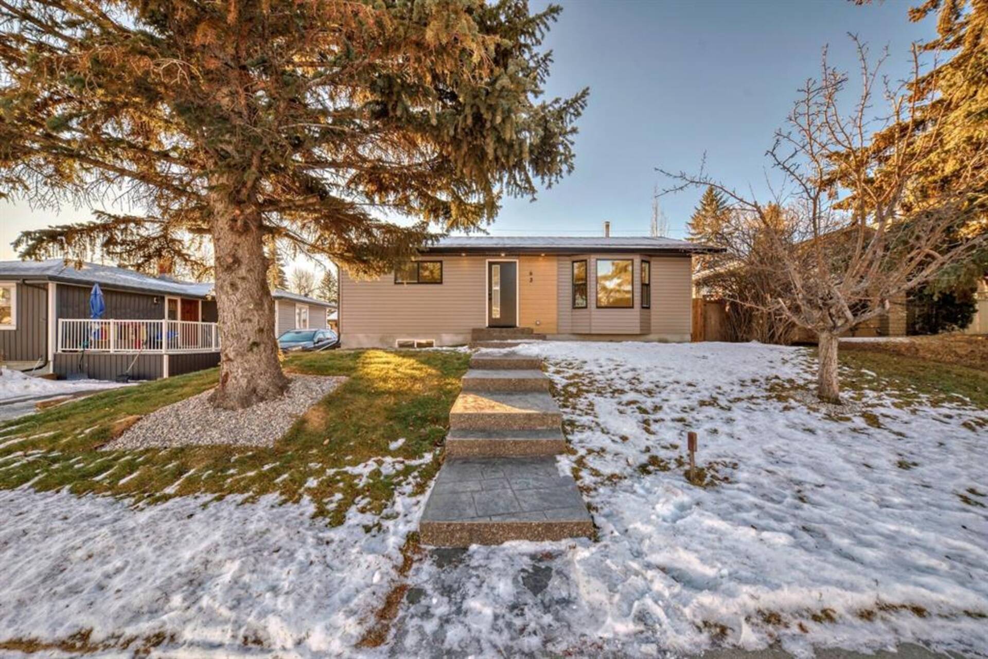 63 Fenton Road SE Calgary