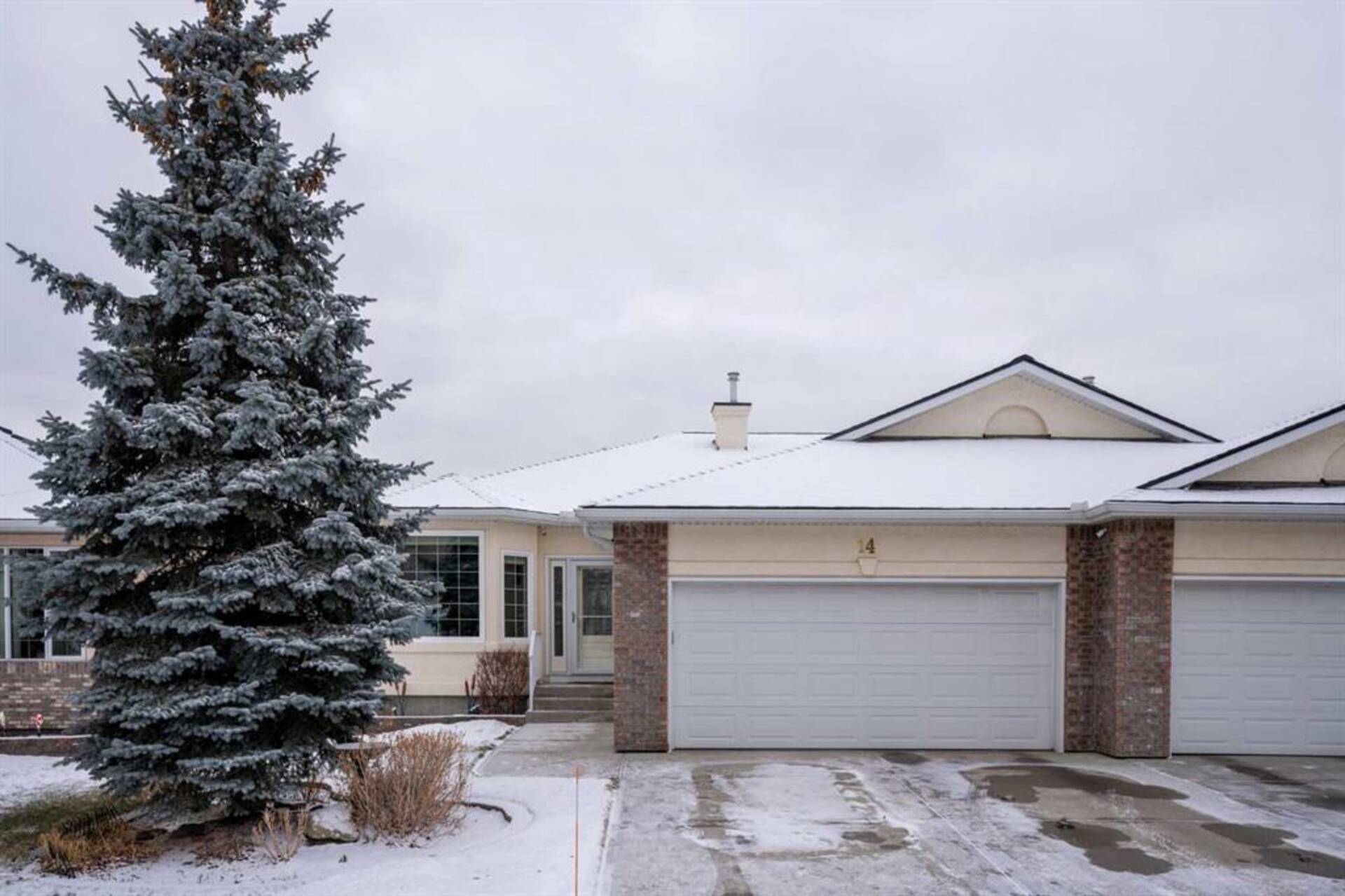 14 Eagleview Gate Cochrane