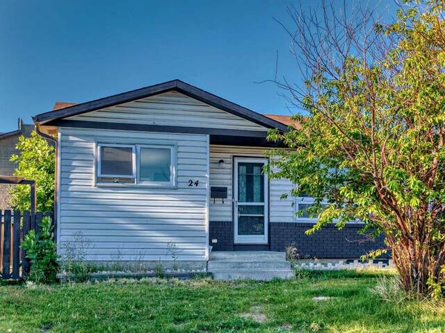 24 Whitaker Close NE Calgary