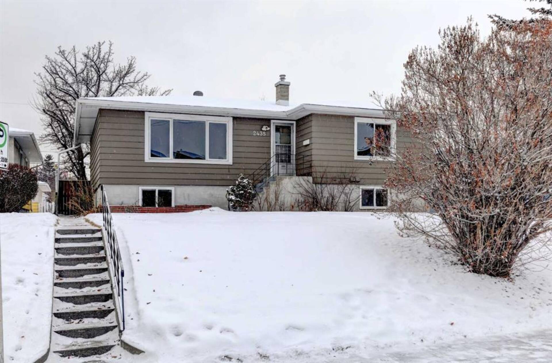 2435 23 Street NW Calgary