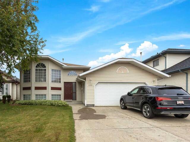 233 Barber Drive Fort McMurray