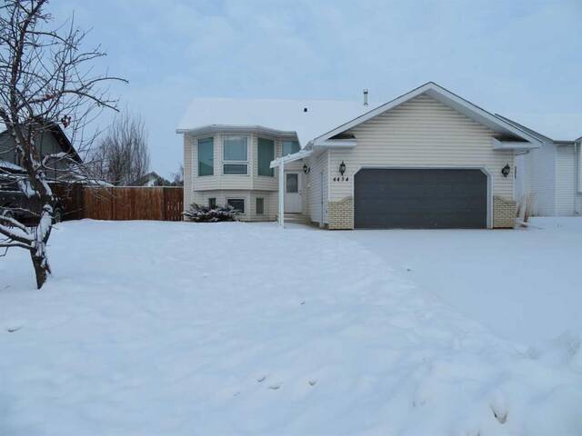 4434 60 Avenue Innisfail