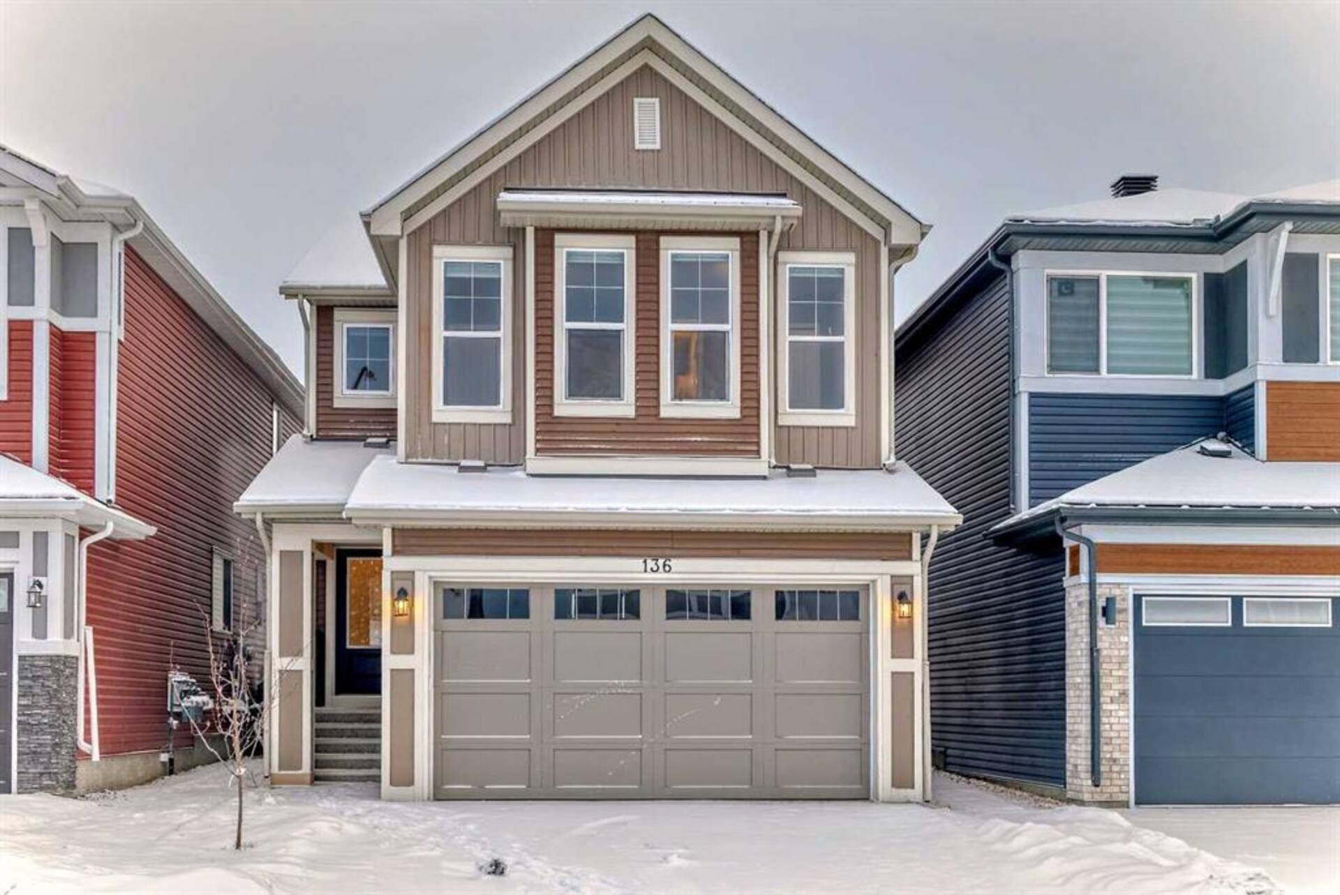 136 Lucas Heights NW Calgary