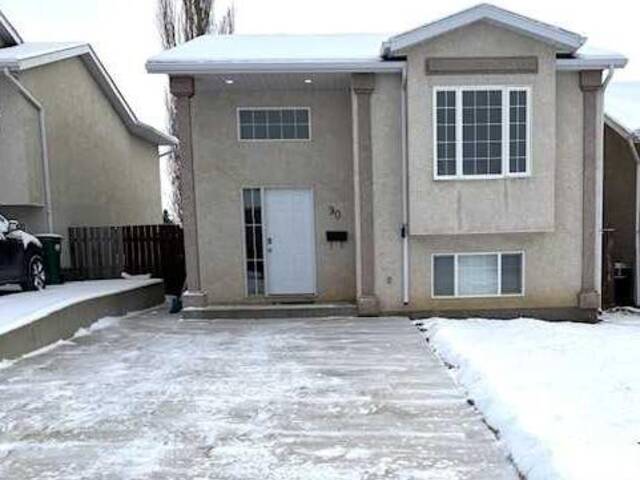 90 Chilcotin Road W Lethbridge