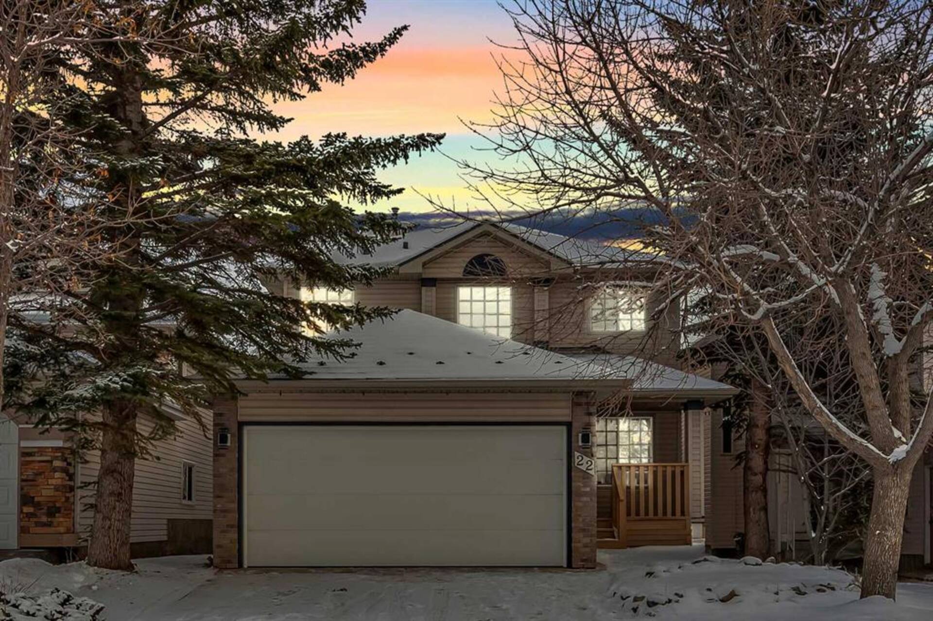 22 Douglas Glen Green SE Calgary