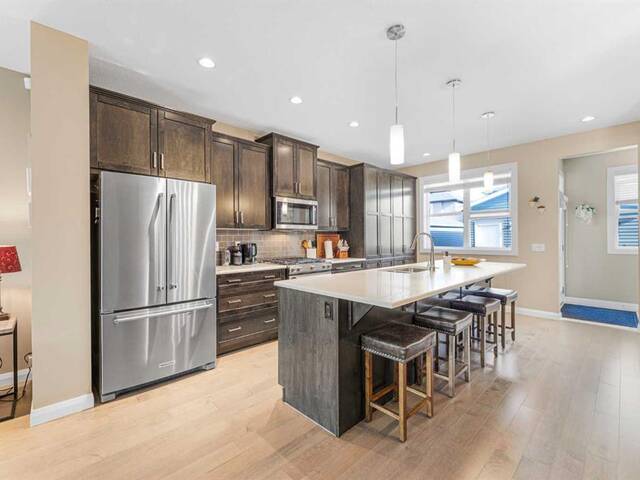 2748 Kings Heights Gate SE Airdrie