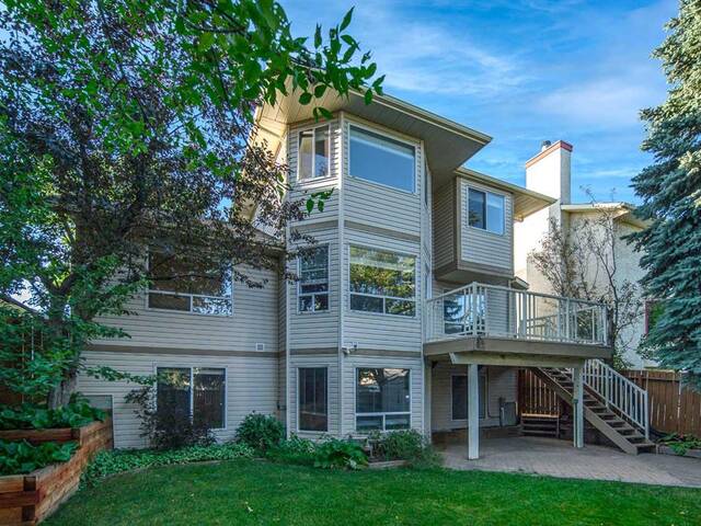 62 Edgebank Circle NW Calgary