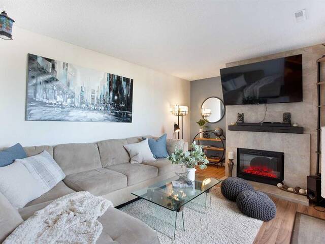 1302, 2520 Palliser Drive SW Calgary