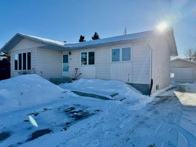 813 11 Avenue SE Slave Lake