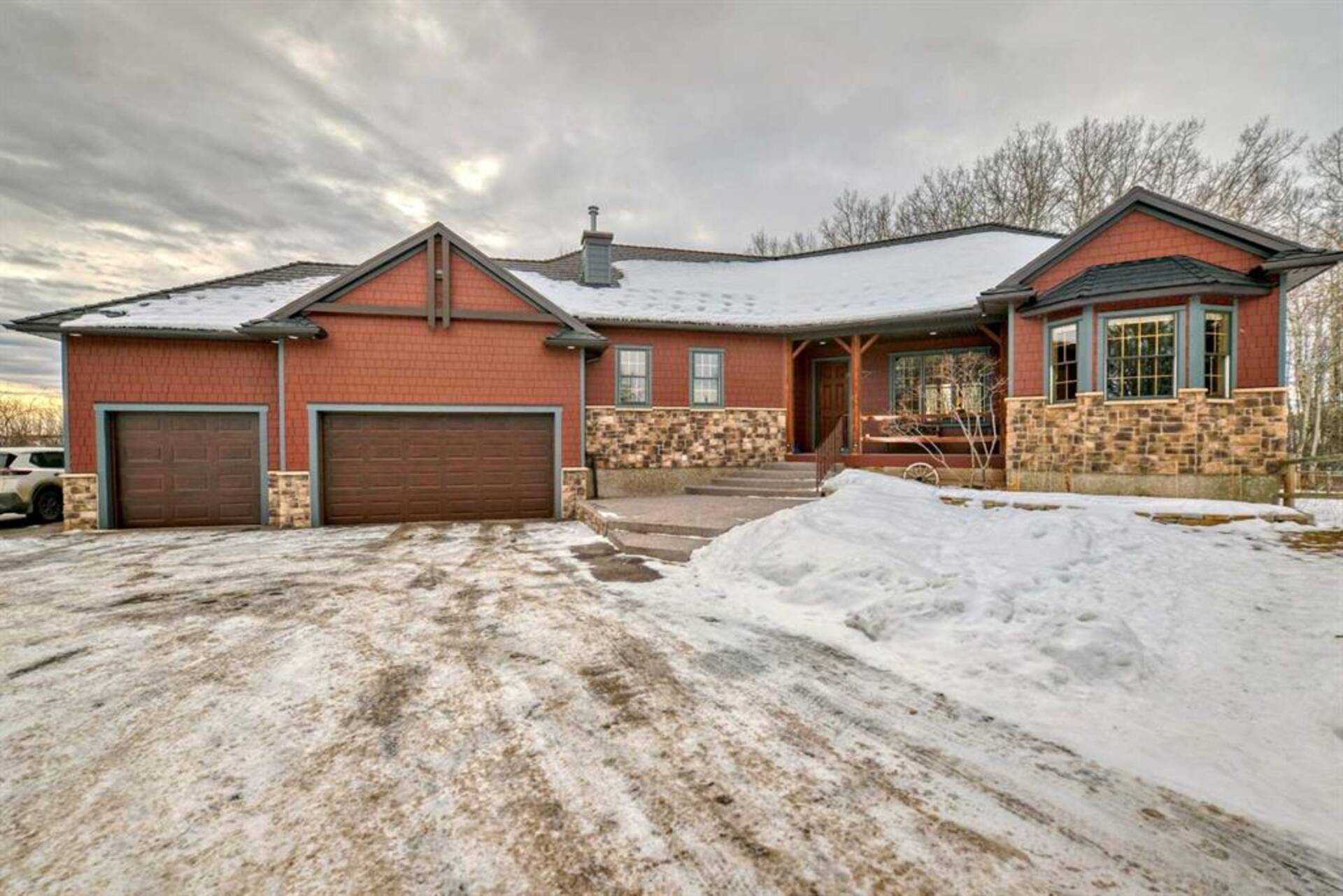 2019 338 Avenue E Rural Foothills