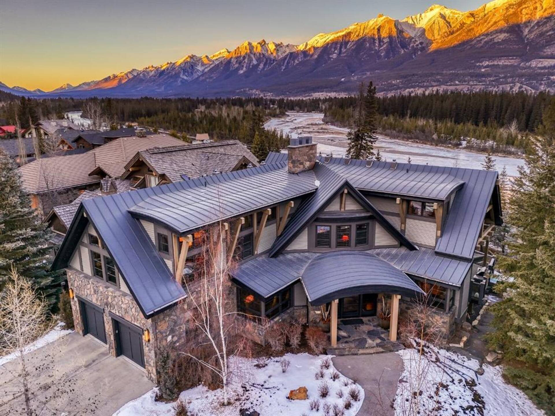 17 Prospect Heights Canmore