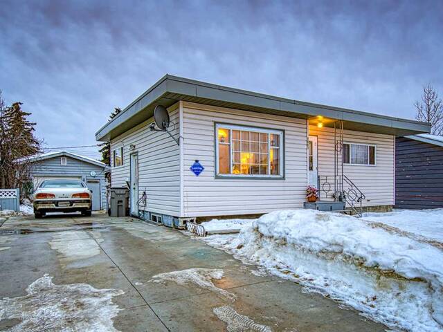 9663 Hillcrest Drive Grande Prairie