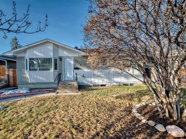 2015 45 Street SE Calgary