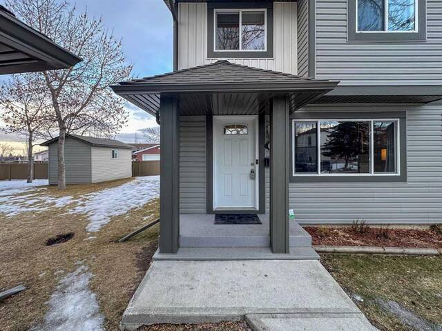 126 Woodborough Terrace SW Calgary