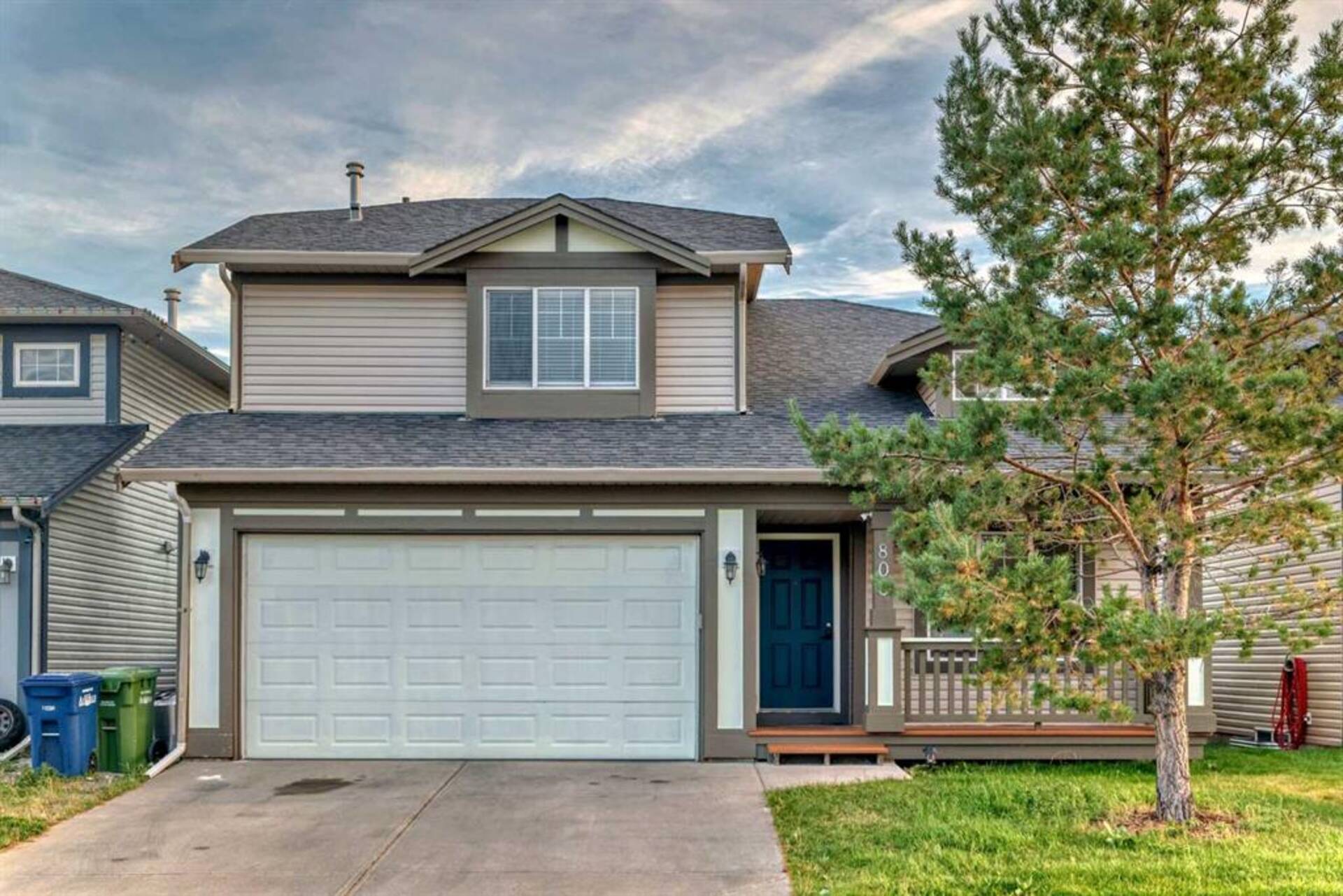 808 Luxstone Square SW Airdrie