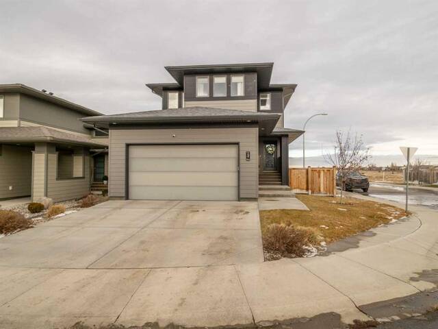 737 Atlantic Cove W Lethbridge