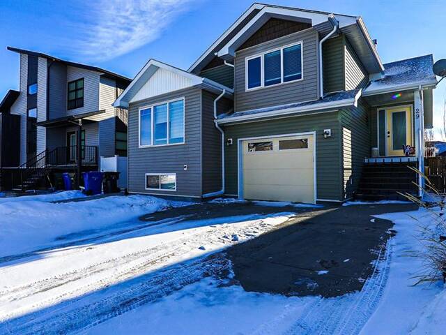 29 Southlands Boulevard SE Medicine Hat