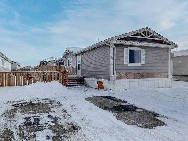 8917 90 Street W Grande Prairie