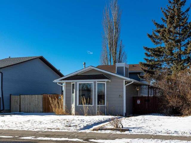 52 Fallswater Road NE Calgary