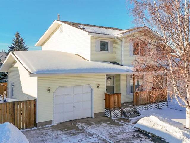 26 Roberts Crescent Red Deer