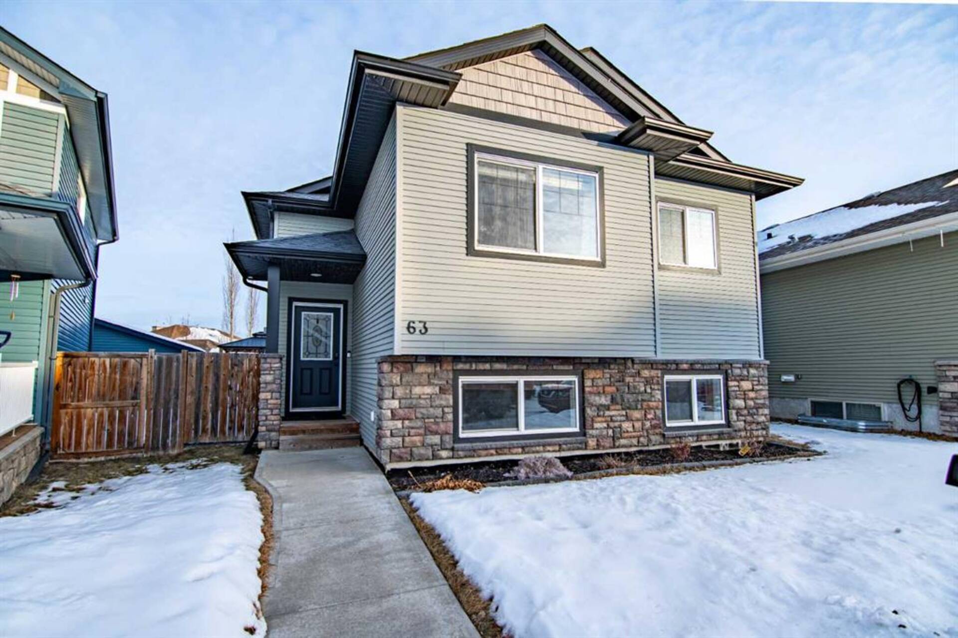 63 Cooper Close Red Deer